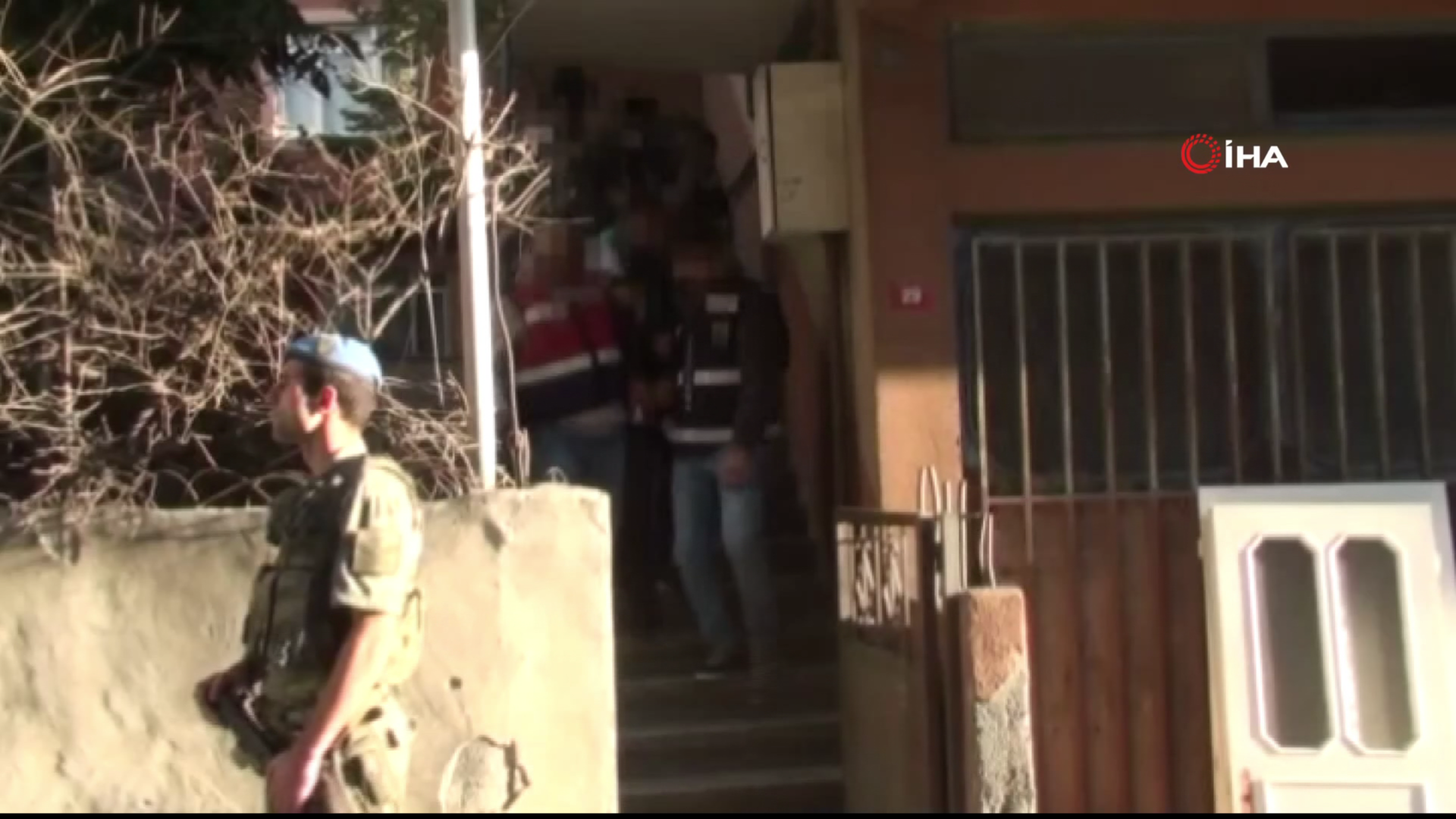 Li Mêrdînê 4 Sîyasetmedarên Kurd hatin girtin